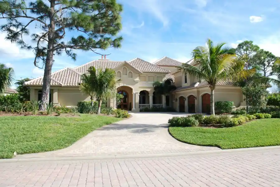 Interlocking Driveway